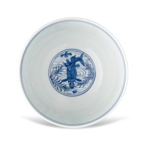 A Chinese blue and white 'Carp' bowl — foto 5