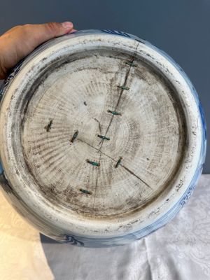 A Chinese blue and white 'carp' fishbowl, Kangxi — photo 25
