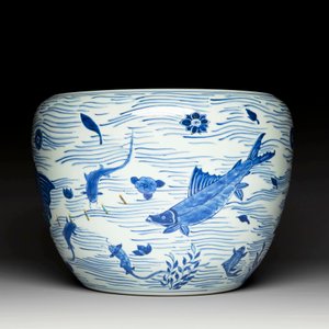 A Chinese blue and white 'carp' fishbowl, Kangxi — photo 2
