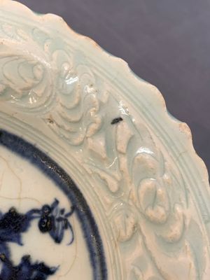 A Chinese blue and white celadon-ground plate with floral design, Ming — photo 3