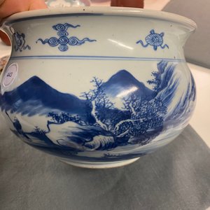 A Chinese blue and white censer with a mountainous landscape, Kangxi — 照片 16