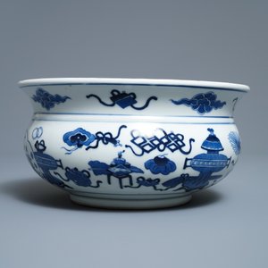 A Chinese blue and white censer with antiquities, Kangxi — photo 5