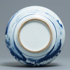 A Chinese blue and white censer with figures in a landscape, Kangxi — photo 6