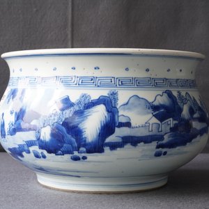 A Chinese blue and white censer with figures in a landscape, Kangxi — photo 11