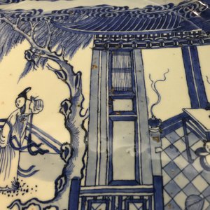 A Chinese blue and white charger with a scene from "The Romance of the Western Chamber", Yongzheng — photo 3