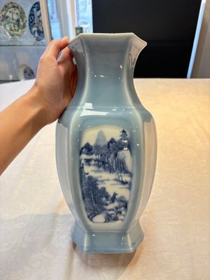 A Chinese blue and white claire-de-lune-ground 'landscape' vase, Yongzheng mark, 19th C. — photo 2