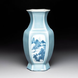 A Chinese blue and white claire-de-lune-ground 'landscape' vase, Yongzheng mark, 19th C. — photo 1