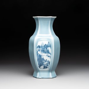 A Chinese blue and white claire-de-lune-ground 'landscape' vase, Yongzheng mark, 19th C. — photo 4