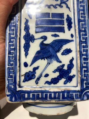 A Chinese blue and white 'cong' vase with cranes and trigrams, Jiajing/Wanli — photo 11