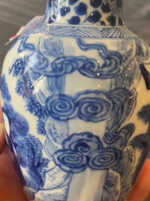 A Chinese blue and white covered vase with fishermen in a river landscape, jade mark, Kangxi — photo 12