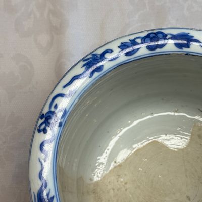 A Chinese blue and white 'Cranes' cylindrical tripod censer — 照片 11
