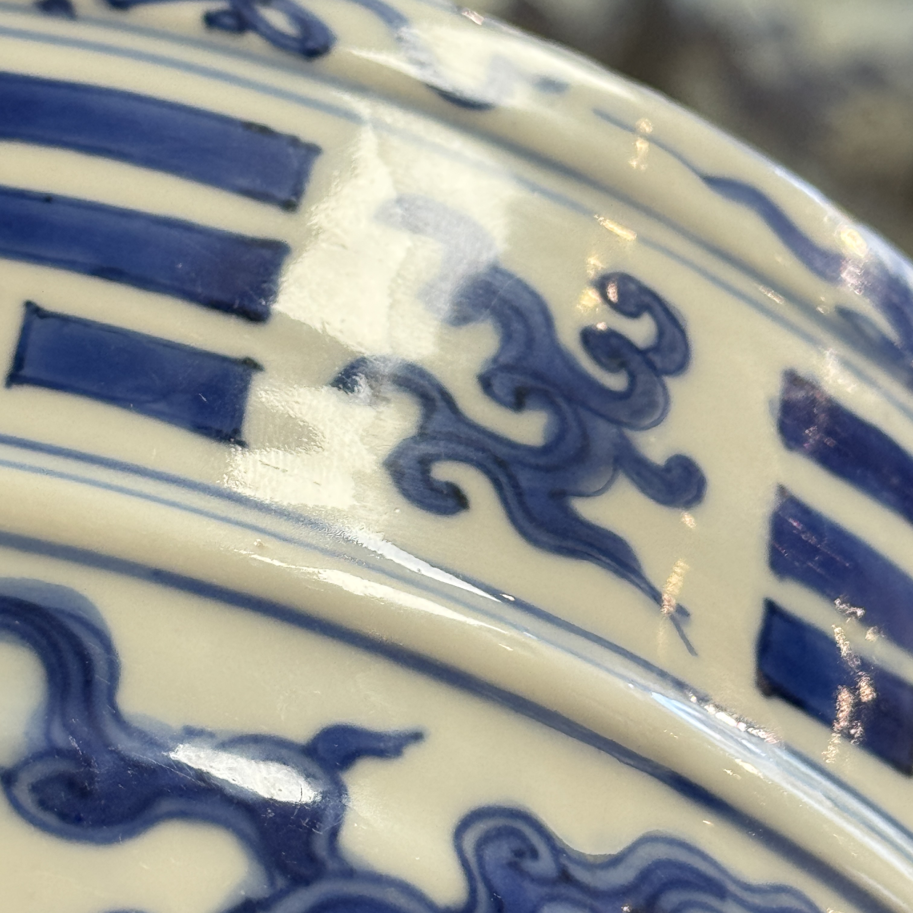 A Chinese blue and white 'Cranes' cylindrical tripod censer — 照片 19