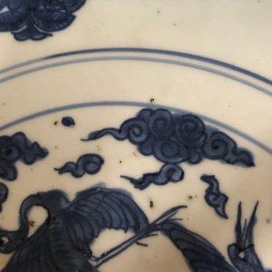 A Chinese blue and white 'cranes' dish, Jiajing mark and of the period — 照片 10