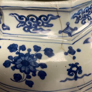 A Chinese blue and white 'cranes' vase, Jiajing — 照片 15