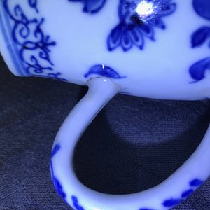 A Chinese blue and white cruet set on stand, Qianlong — photo 13