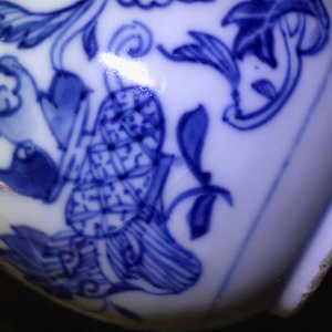 A Chinese blue and white cruet set on stand, Qianlong — photo 14