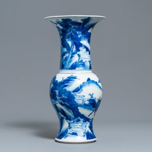 A Chinese blue and white 'deer and crane' yenyen vase, Kangxi — 照片 3