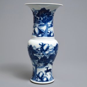A Chinese blue and white 'deer and crane' yenyen vase, Kangxi — photo 3