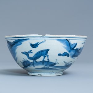 A Chinese blue and white 'deer' bowl, Chenghua mark, Ming — 照片 5