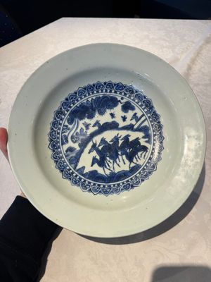 A Chinese blue and white 'deer' dish, Jiajing — foto 2