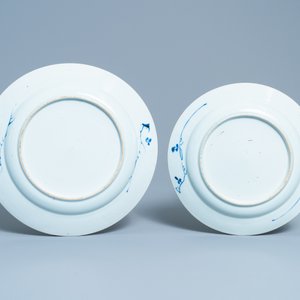 A Chinese blue and white dish and a plate, Kangxi/Yongzheng — 照片 2