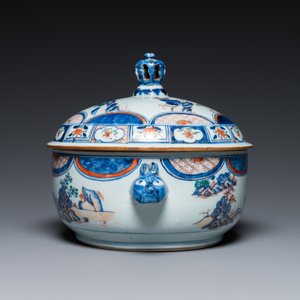 A Chinese blue and white dish and a verte-Imari tureen and cover, Kangxi — photo 5