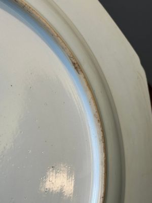 A Chinese blue and white dish and an octagonal 'Three Friends of Winter' dish, Wanli and Qianlong — photo 11