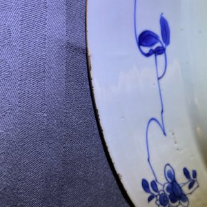 A Chinese blue and white dish with musicians in a garden, Kangxi — photo 3