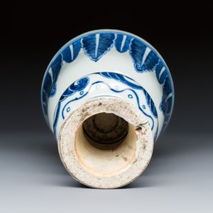 A Chinese blue and white documentary inscribed candlestick — photo 7