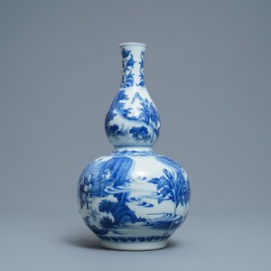 A Chinese blue and white double gourd vase, Transitional period — photo 4