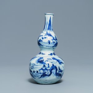 A Chinese blue and white double gourd vase, Wanli — photo 4