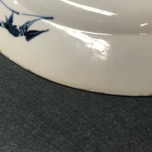 A Chinese blue and white 'dragon and carp' dish, Kangxi — photo 12