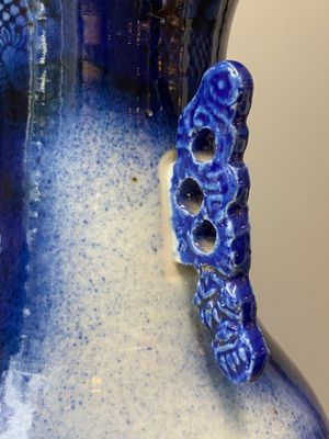 A Chinese blue and white 'dragon and carp' vase, 19th C. — photo 7