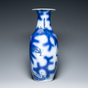 A Chinese blue and white 'dragon and carp' vase, 19th C. — photo 4