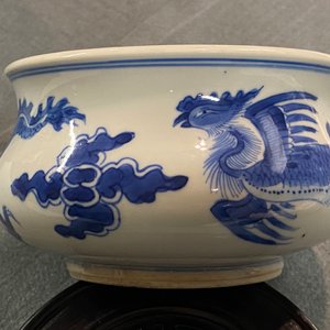A Chinese blue and white 'dragon and phoenix' censer, Kangxi — 照片 16
