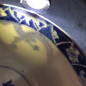 A Chinese blue and white 'dragon' bowl, Kangxi mark and of the period — photo 15