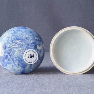 A Chinese blue and white 'dragon' seal paste box and cover, Hatcher cargo shipwreck, Transitional period — photo 5