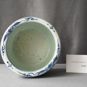 A Chinese blue and white 'dragon' tripod censer, Ming — 照片 20