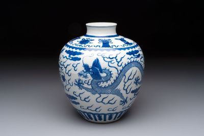 A Chinese blue and white 'dragon' vase, Kangxi mark, 19th C.