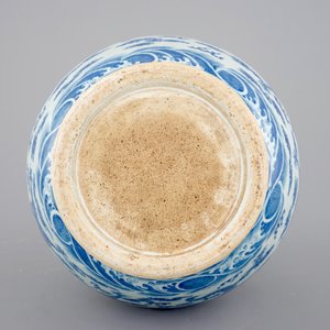 A Chinese blue and white dragon vase with elephant handles, 19th/20th C — 照片 7
