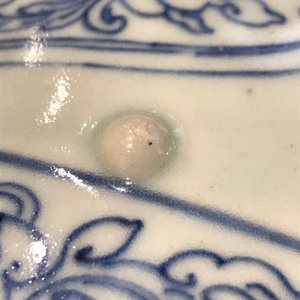 A Chinese blue and white drum-shaped arm rest, Qianlong — photo 16