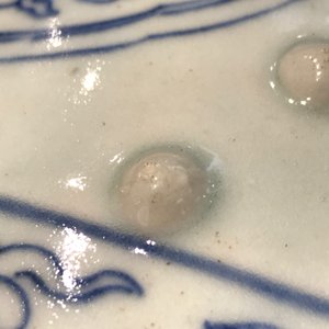 A Chinese blue and white drum-shaped arm rest, Qianlong — photo 17