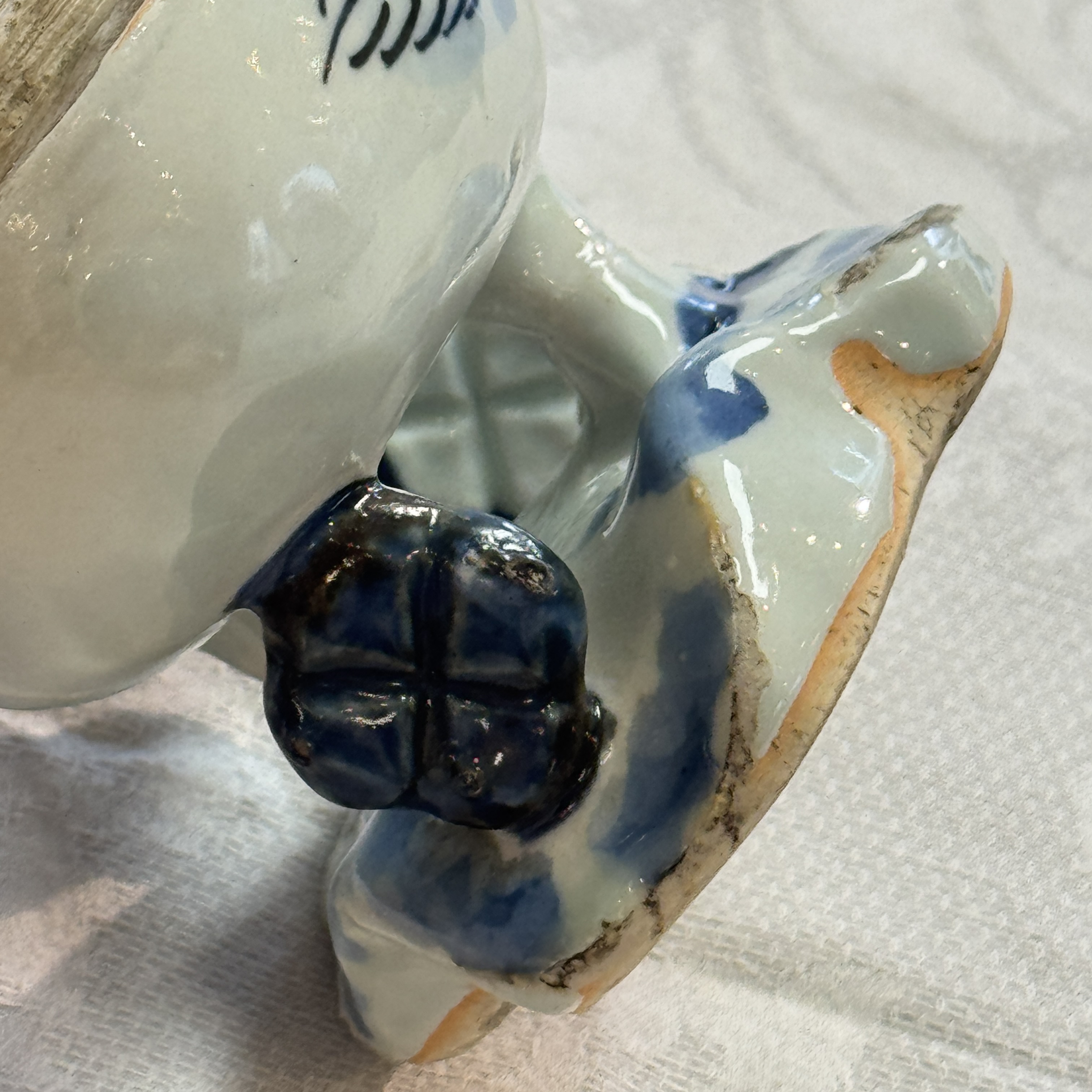 A Chinese blue and white 'Duck' incense burner  — 照片 24