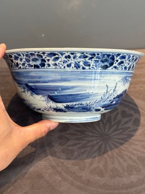 A Chinese blue and white 'duck pond' bowl, Chenghua mark, Kangxi — photo 6