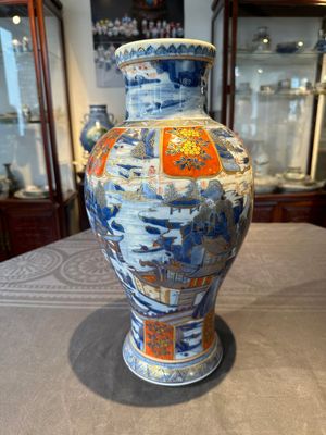 A Chinese blue and white Dutch-decorated 'landscape' vase, Kangxi — photo 2