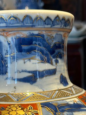 A Chinese blue and white Dutch-decorated 'landscape' vase, Kangxi — photo 6