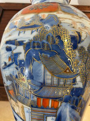 A Chinese blue and white Dutch-decorated 'landscape' vase, Kangxi — photo 11