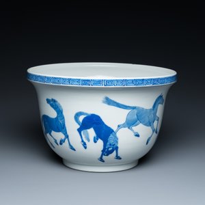 A Chinese blue and white 'Eight horses of Mu Wang' jardinière, Kangxi mark, 19/20th C. — 照片 2