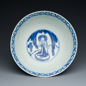 A Chinese blue and white 'Eight immortals' bowl, Wanli mark and of the period — photo 7