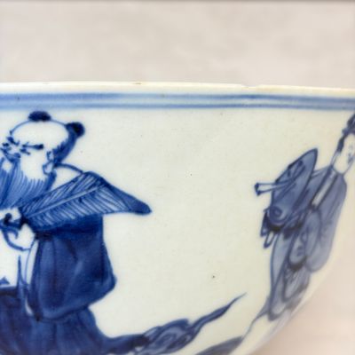 A Chinese blue and white 'Eight Immortals' bowl — photo 4